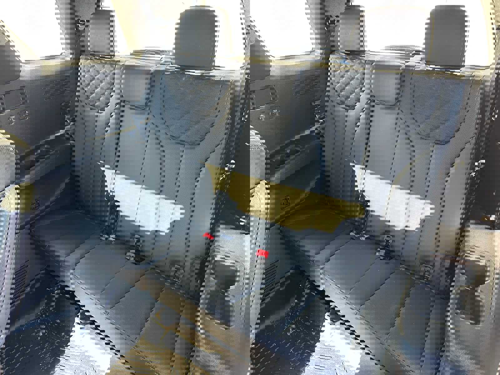 Used 2022 Hyundai Palisade Calligraphy image 17