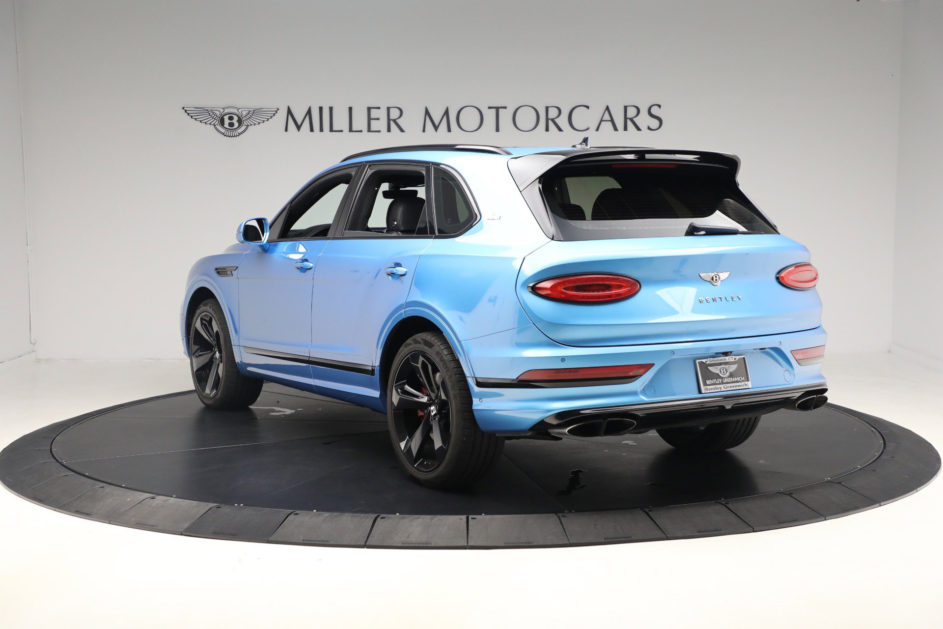 Certified 2021 Bentley Bentayga image 5