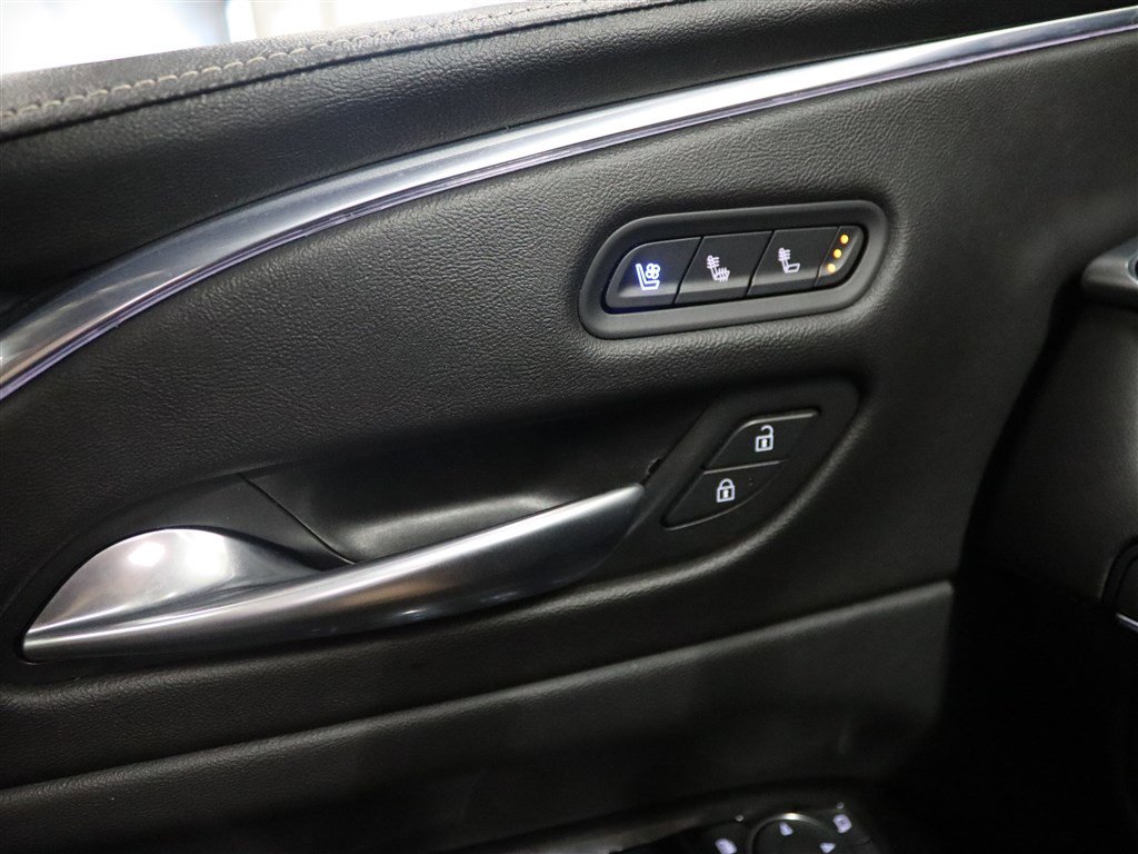 Used 2021 Cadillac Escalade Sport w/ Driver Assist Tech Package image 27