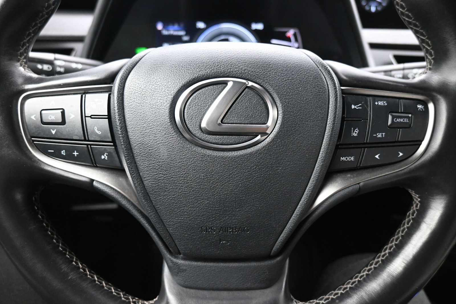 Used 2021 Lexus UX 250h w/ Premium Package AWD/4WD image 16