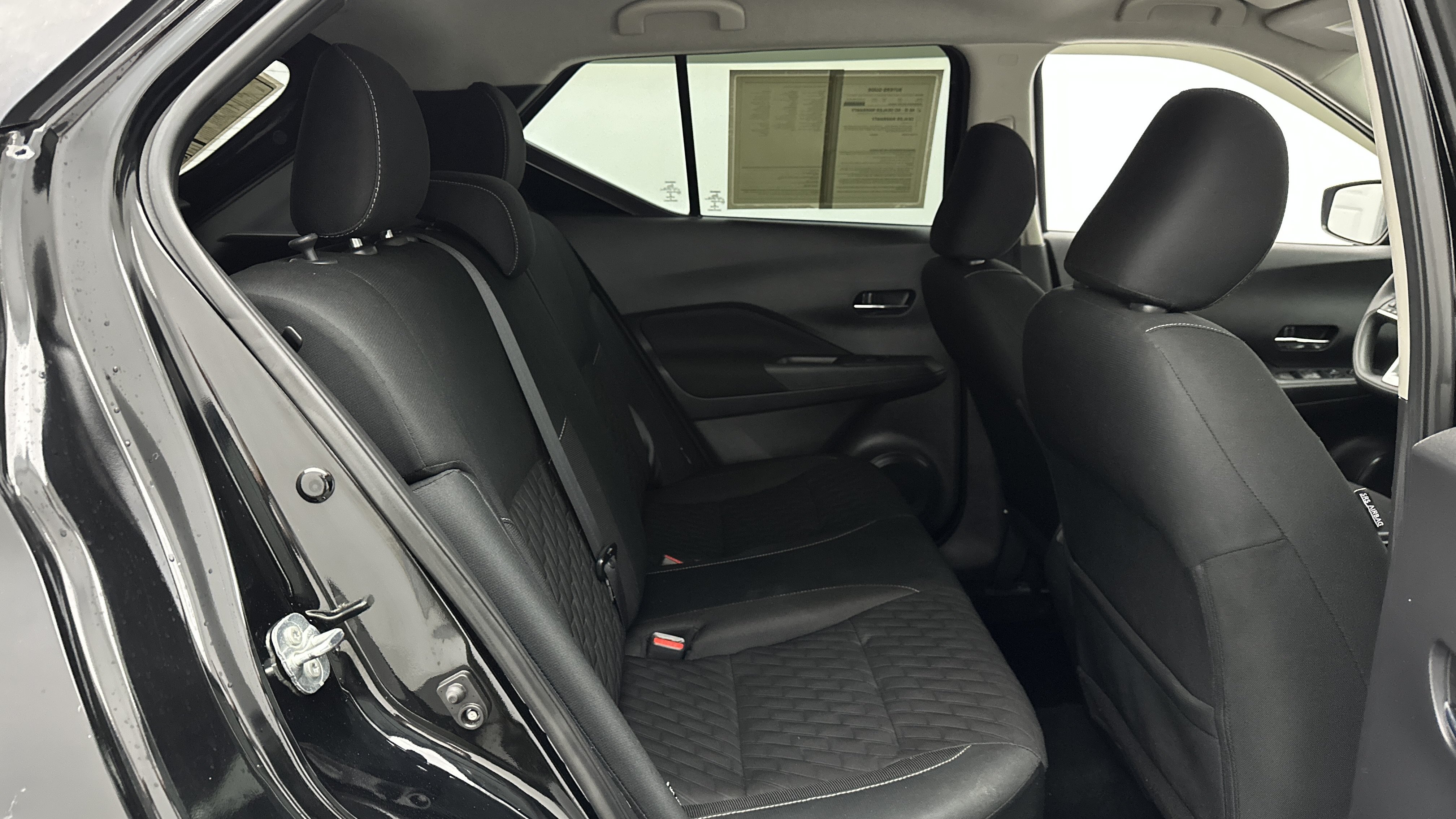 Used 2021 Nissan Kicks SV FWD image 27