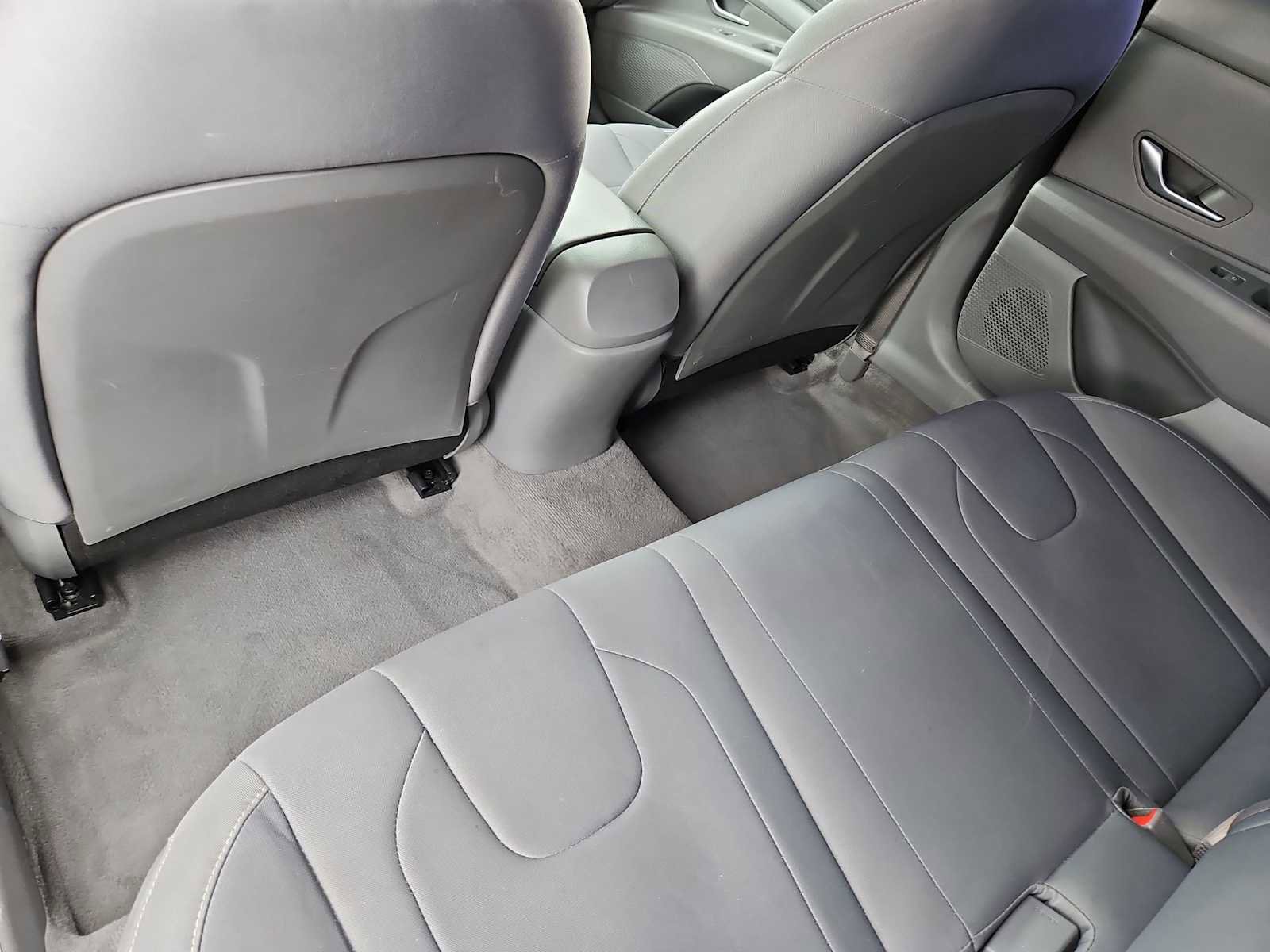 Certified 2023 Hyundai Elantra SEL w/ Preferred Accessory Package image 18