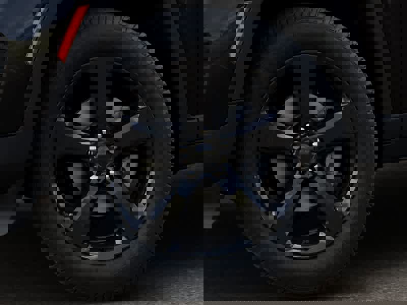 New 2025 Jeep Grand Cherokee Altitude image 8