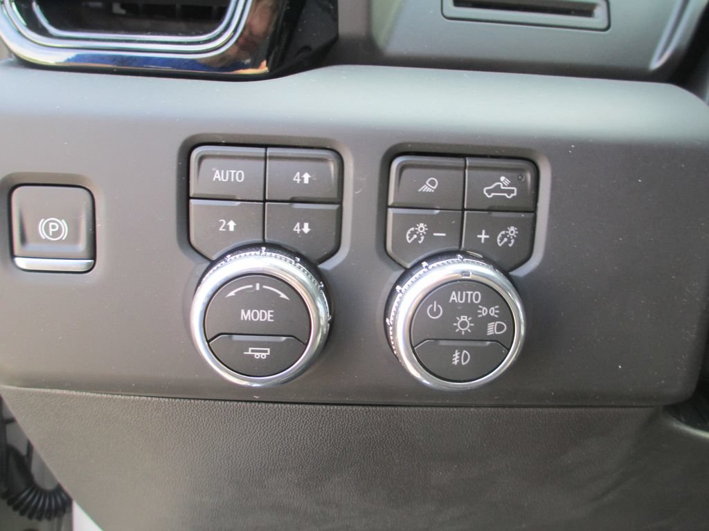 New 2026 GMC Sierra 1500 AT4 w/ AT4 Premium Package AWD/4WD image 20