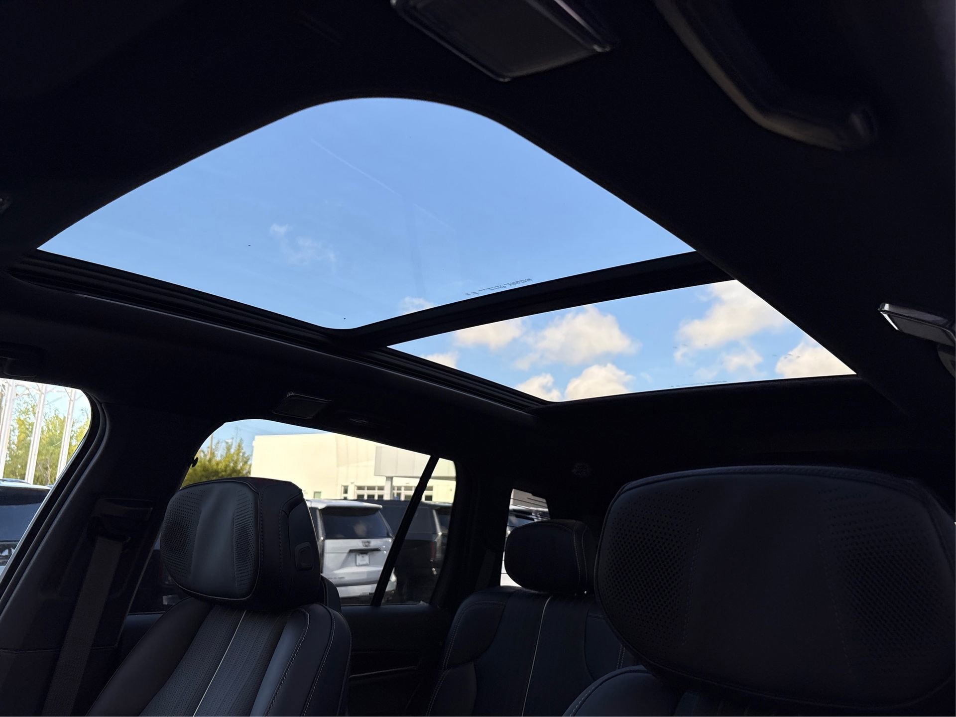 New 2026 Cadillac Vistiq Luxury image 34