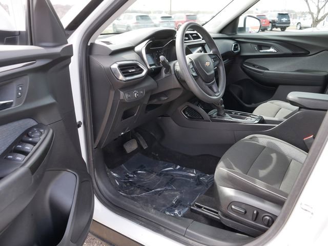 Used 2022 Chevrolet TrailBlazer LT w/ Convenience Package image 12