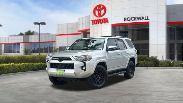 Used 2022 Toyota 4Runner SR5 Premium w/ Moonroof Package AWD/4WD image 1