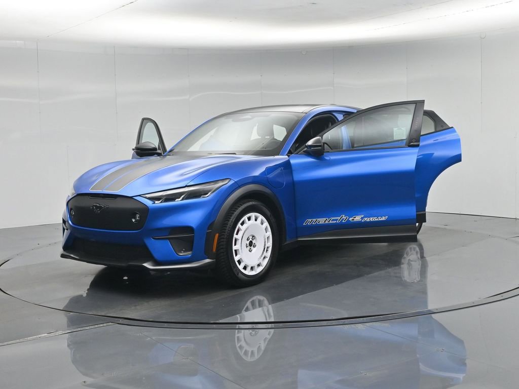 Used 2025 Ford Mustang Mach-E GT AWD/4WD image 32