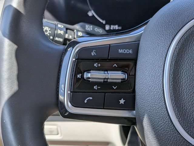 Certified 2024 Kia Carnival SX Prestige FWD image 26