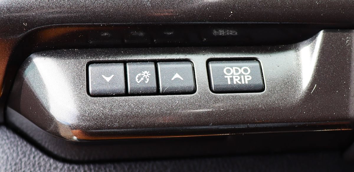 Used 2019 Lexus UX 200 w/ Premium Package FWD image 42