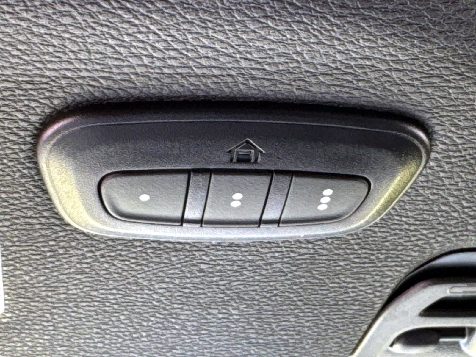 Used 2022 Jeep Wrangler Unlimited Rubicon 4xe w/ Safety Group image 18