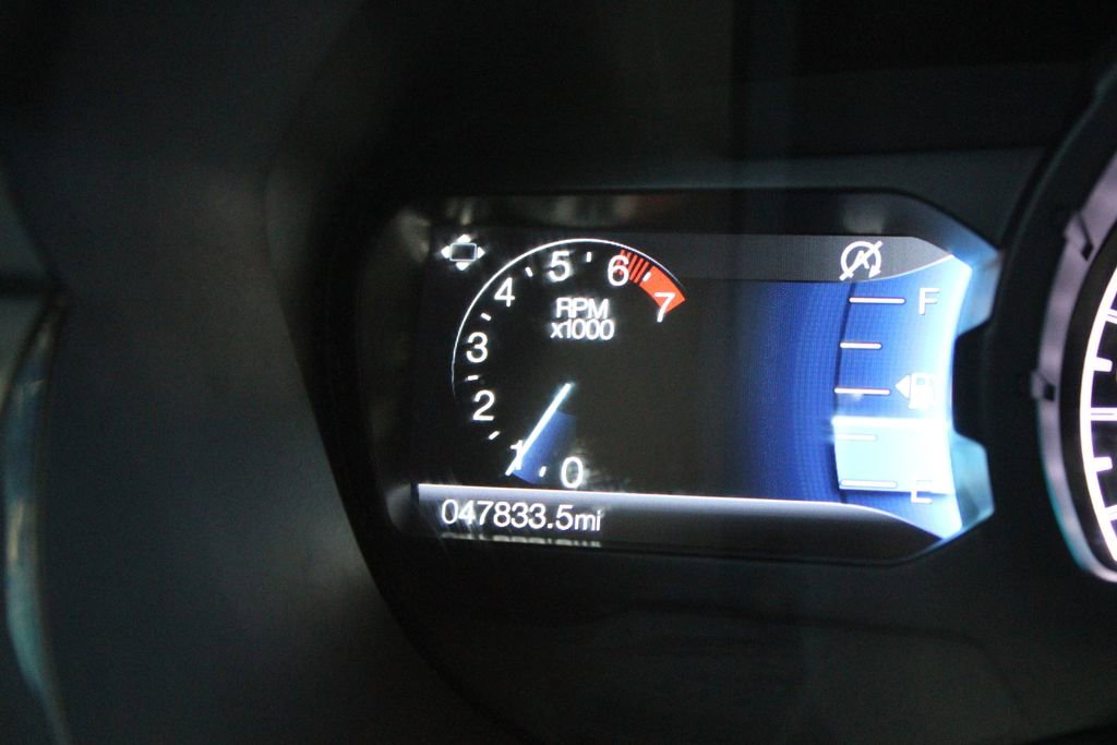 Used 2019 Ford Ranger Lariat w/ Black Appearance Package image 3