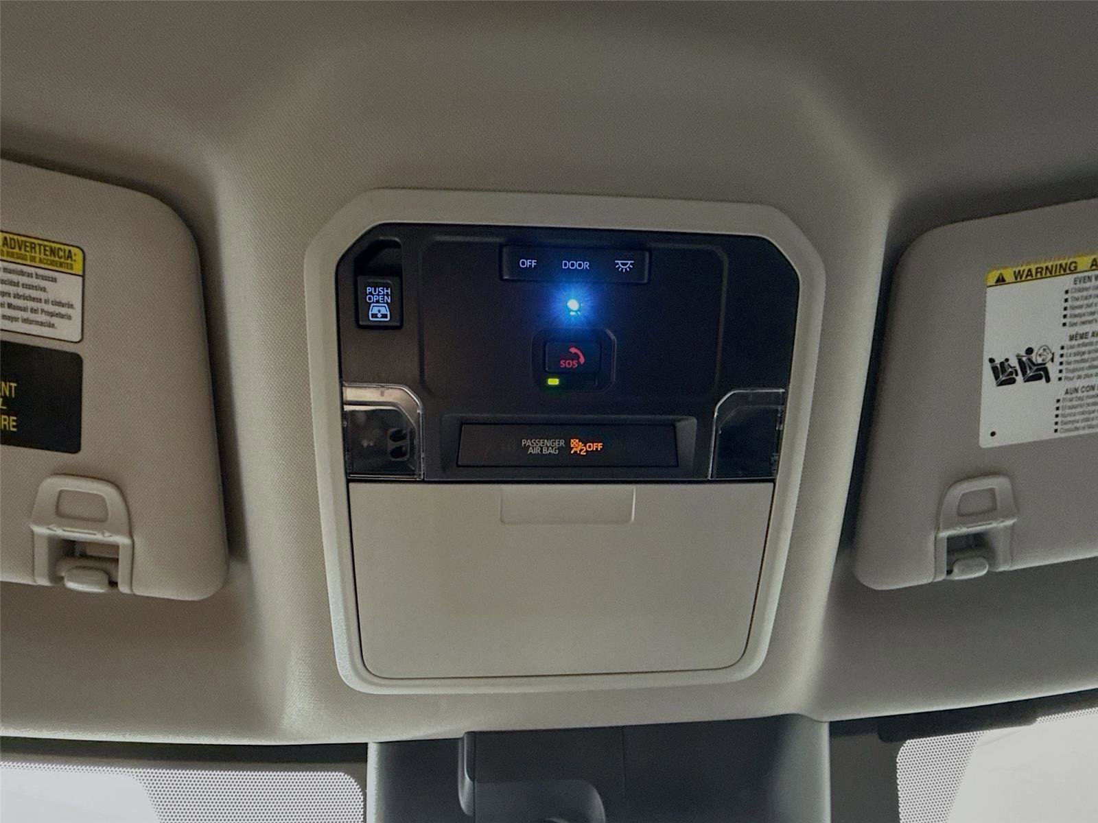 Used 2022 Toyota Tundra SR5 w/ SR5 Premium Package AWD/4WD image 21