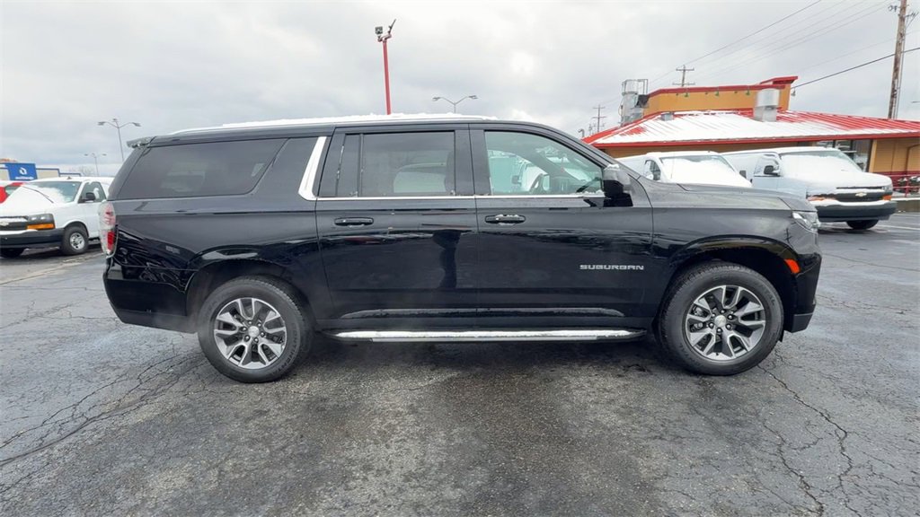 Used 2023 Chevrolet Suburban LS w/ Driver Alert Package image 9