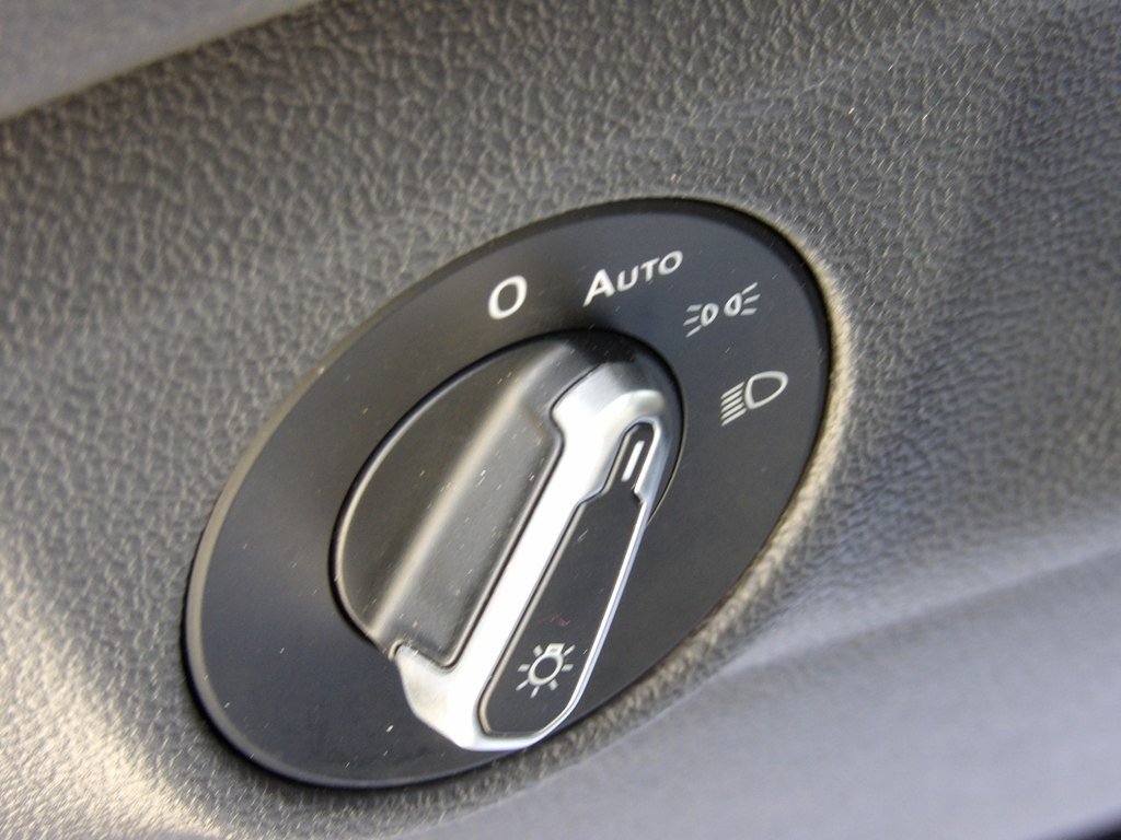 Used 2024 Volkswagen Jetta S image 13