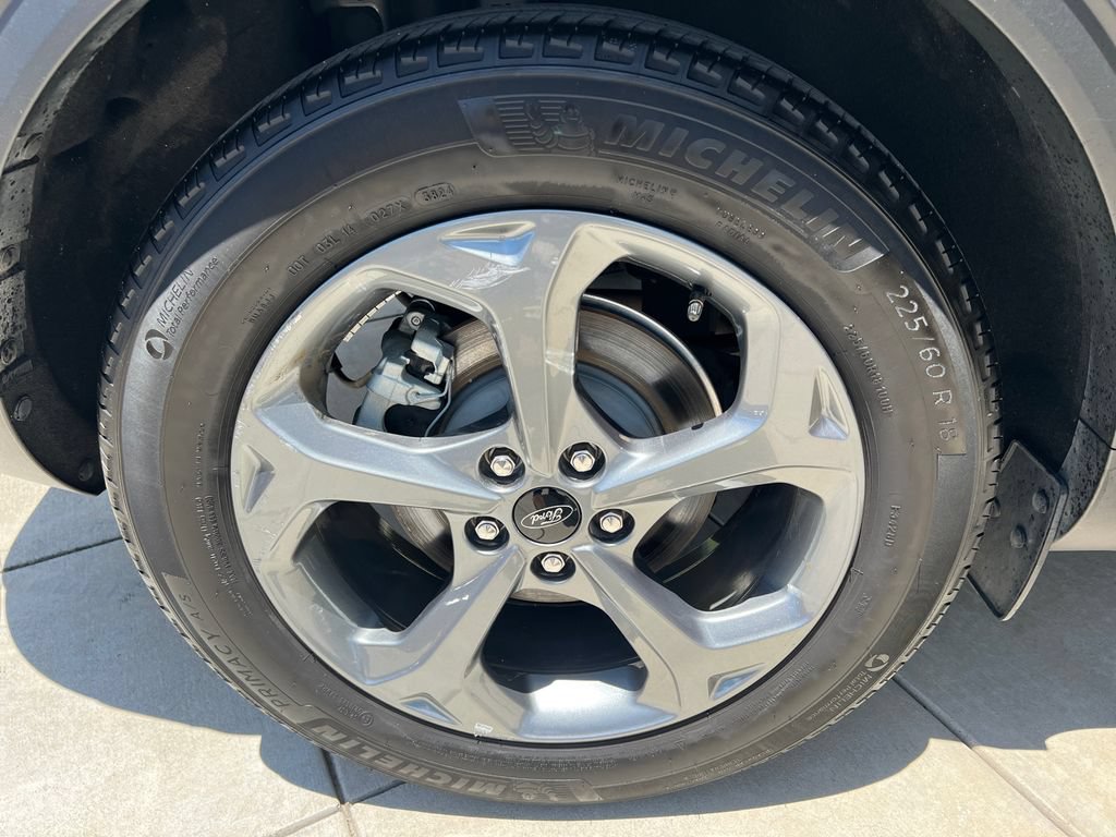 Used 2025 Ford Escape ST-Line FWD image 8