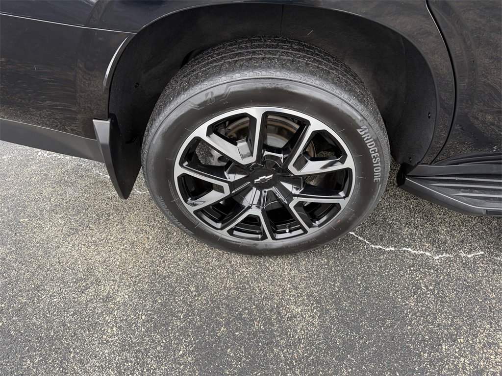 Used 2022 Chevrolet Tahoe RST w/ Luxury Package image 28