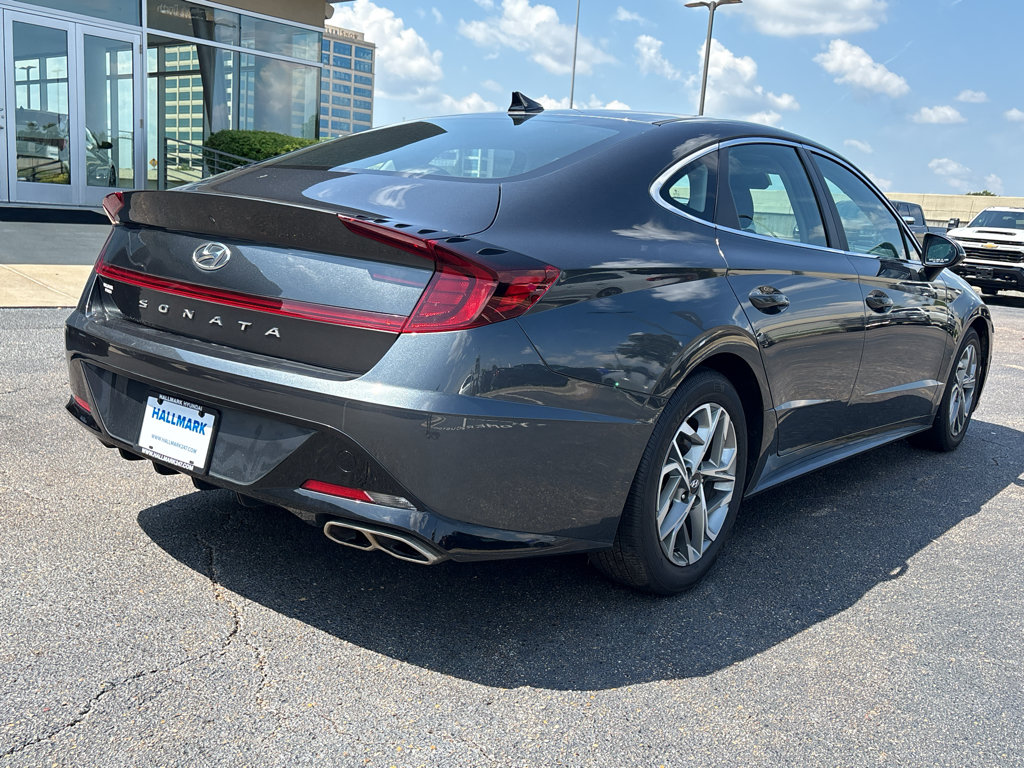 Used 2023 Hyundai Sonata SEL w/ Preferred Accessory Package FWD image 5