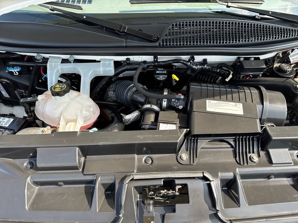 Certified 2021 GMC Savana 2500 w/ Driver Convenience Package RWD image 32