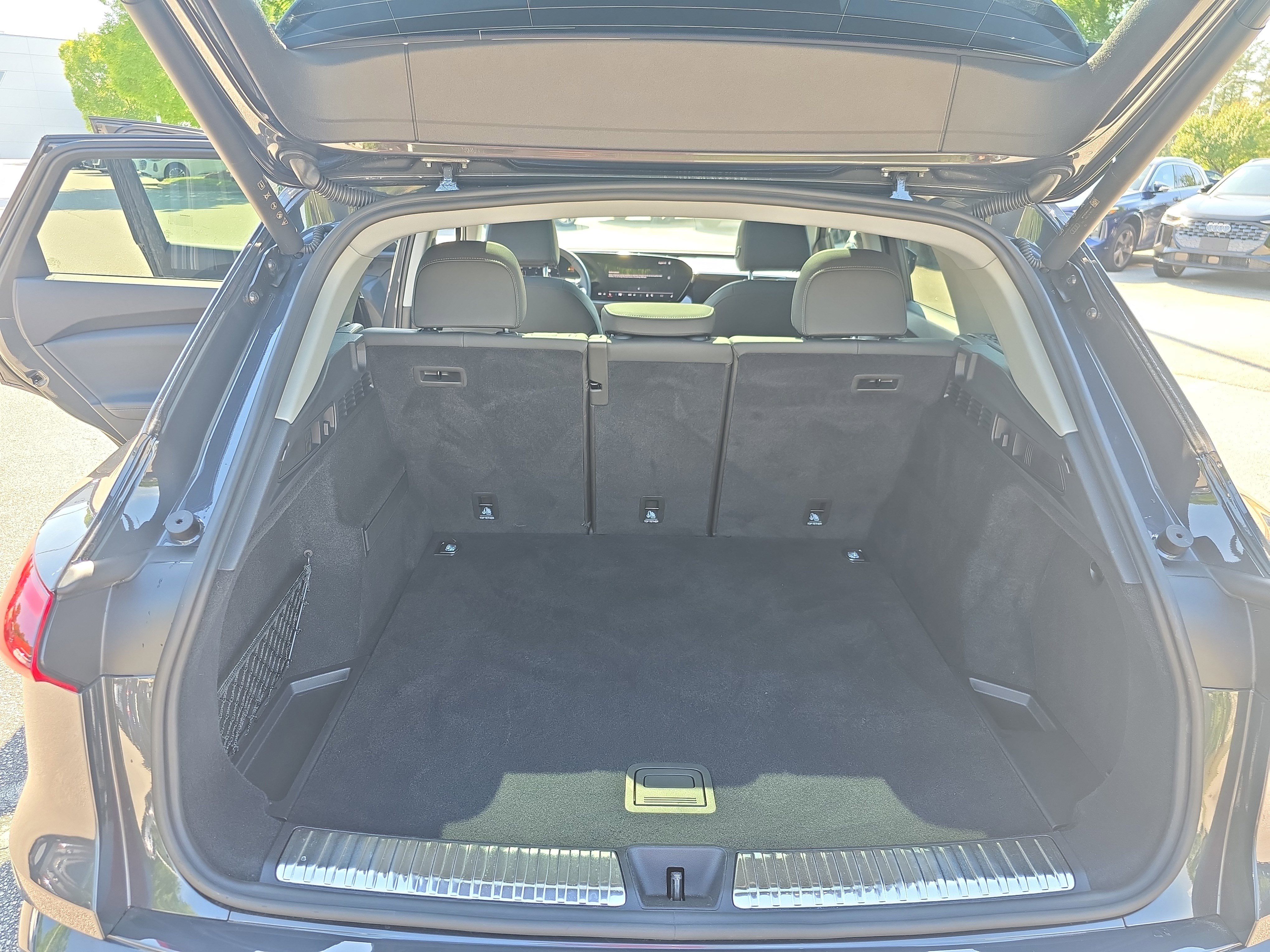 Certified 2025 Audi Q5 Premium Plus w/ Premium Plus AWD/4WD image 12