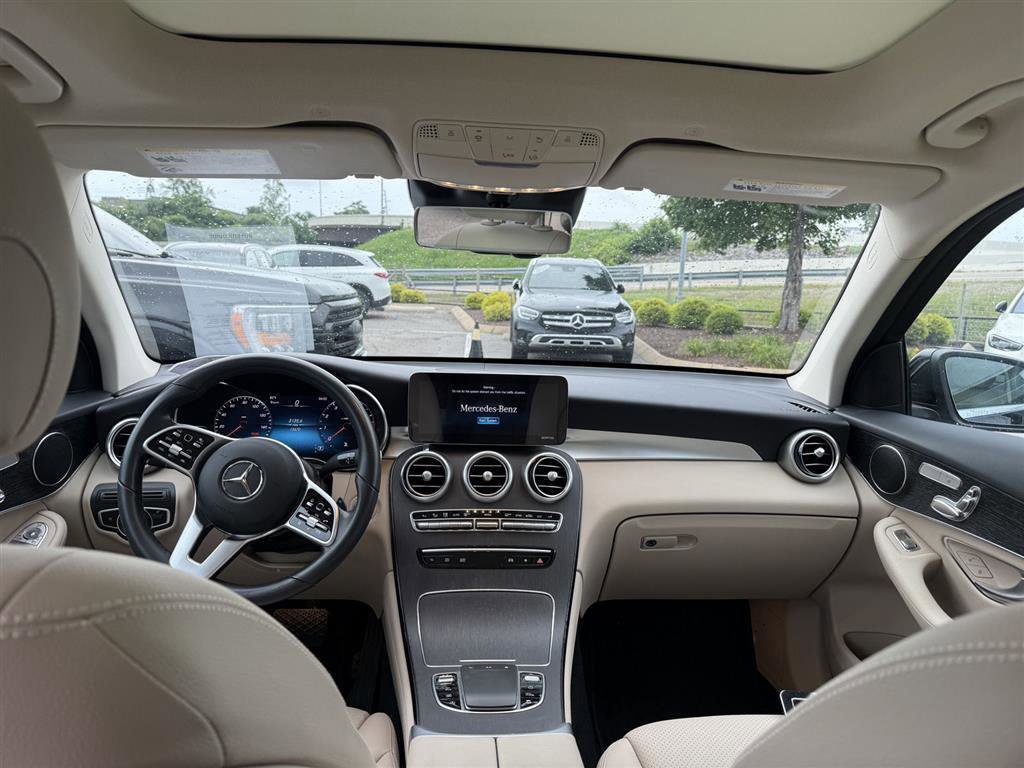 Used 2022 Mercedes-Benz GLC 300 image 7