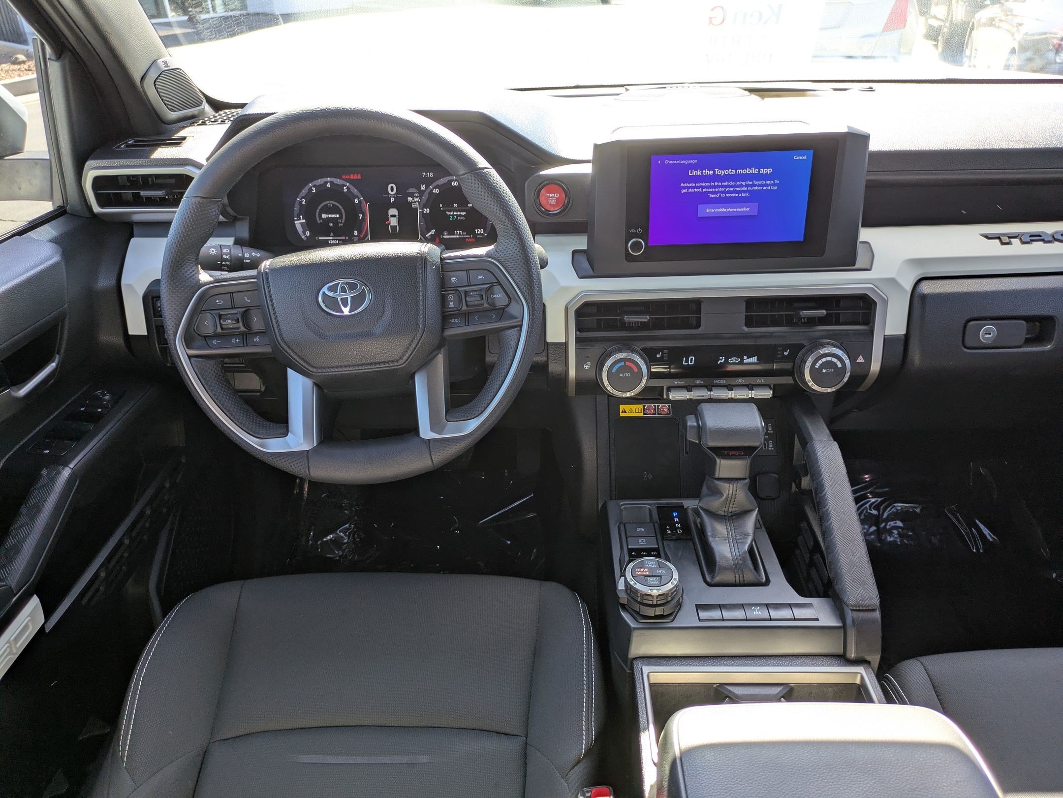 Used 2024 Toyota Tacoma TRD Off-Road w/ TRD Off Road Upgrade Package AWD/4WD image 26