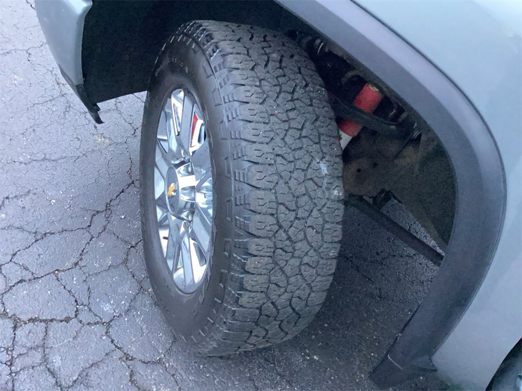 Used 2024 Chevrolet Silverado 3500 High Country w/ Technology Package image 27