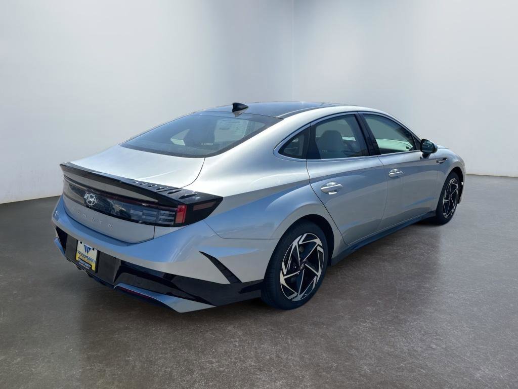 New 2024 Hyundai Sonata SEL w/ Convenience Package image 6