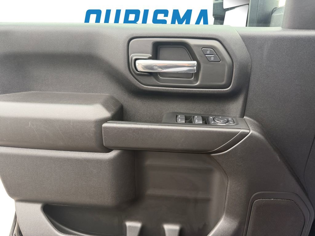 Used 2024 Chevrolet Silverado 2500 Custom w/ Custom Value Package image 23
