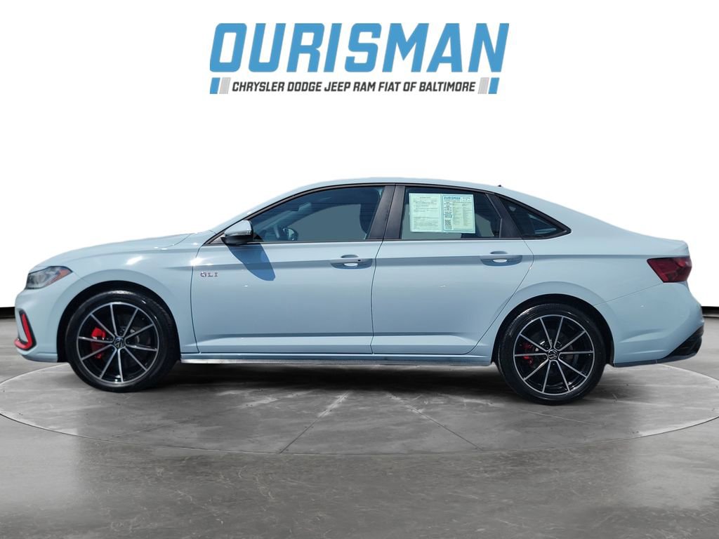 Used 2026 Volkswagen Jetta GLI Autobahn FWD image 3