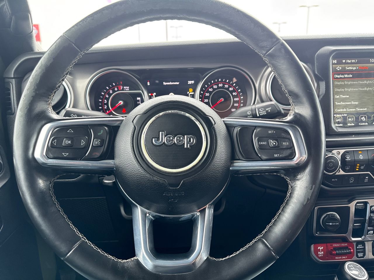 Used 2021 Jeep Gladiator Rubicon w/ Uconnect 4C Nav & Sound Group image 19