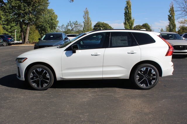New 2026 Volvo XC60 B5 Plus w/ Protection Package Premier image 6