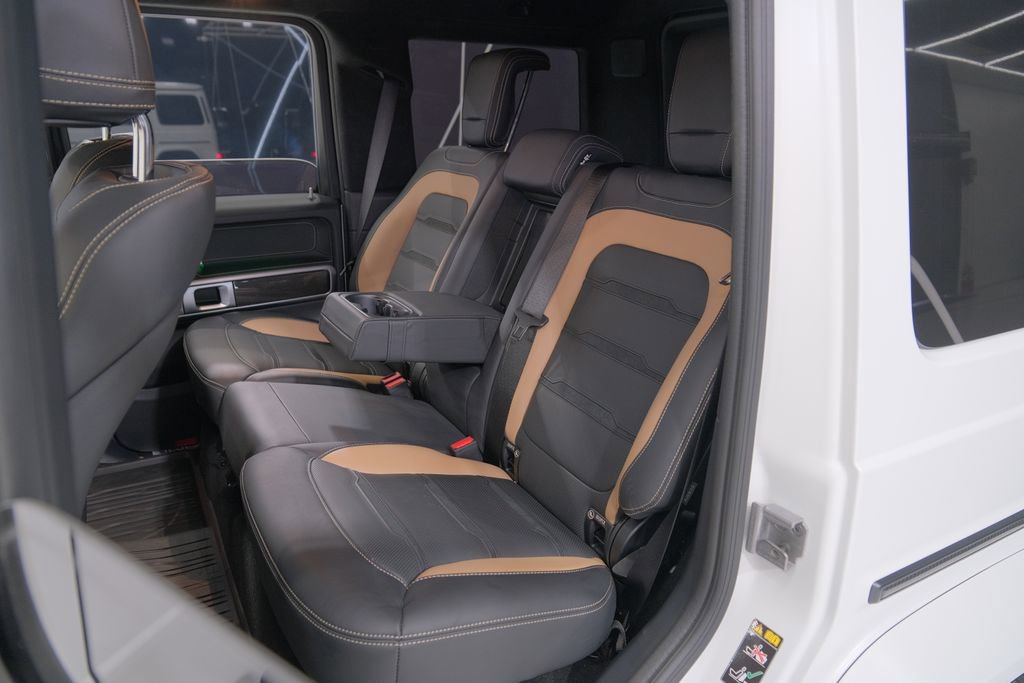 Used 2025 Mercedes-Benz G 63 AMG 4MATIC image 32