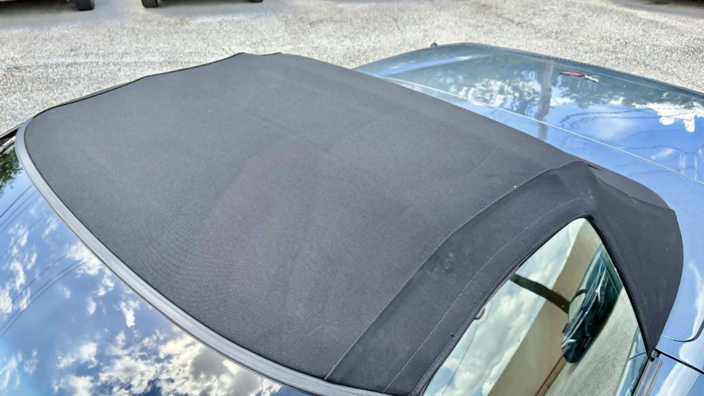 Used 2004 Chevrolet Corvette Convertible image 22