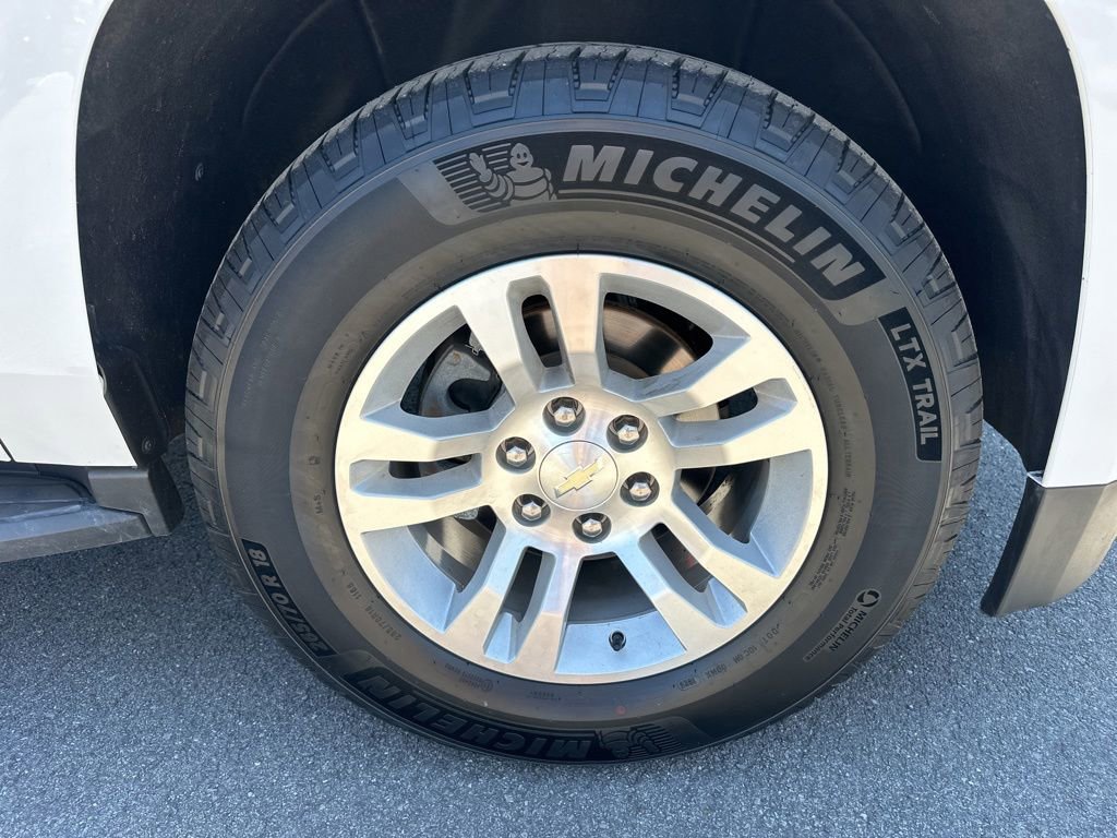 Used 2019 Chevrolet Tahoe LT RWD image 14