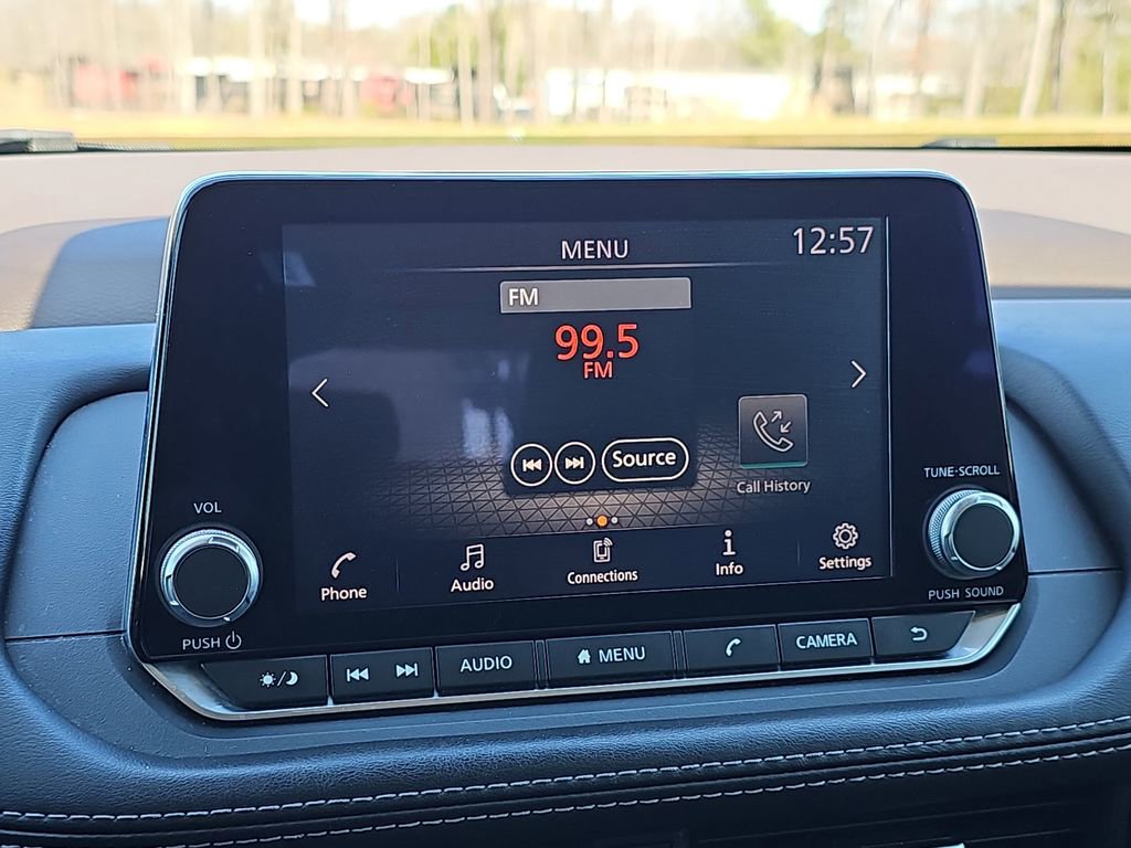 Used 2021 Nissan Rogue S image 27