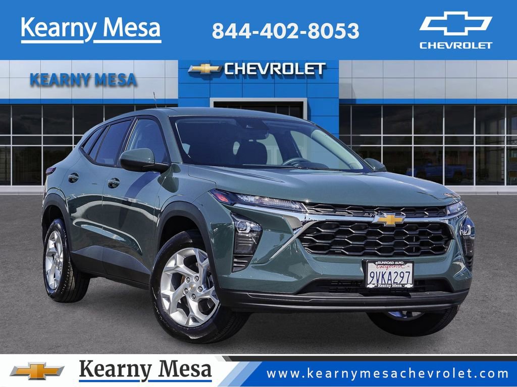 Used 2026 Chevrolet Trax LS w/ LS Convenience Package image 1