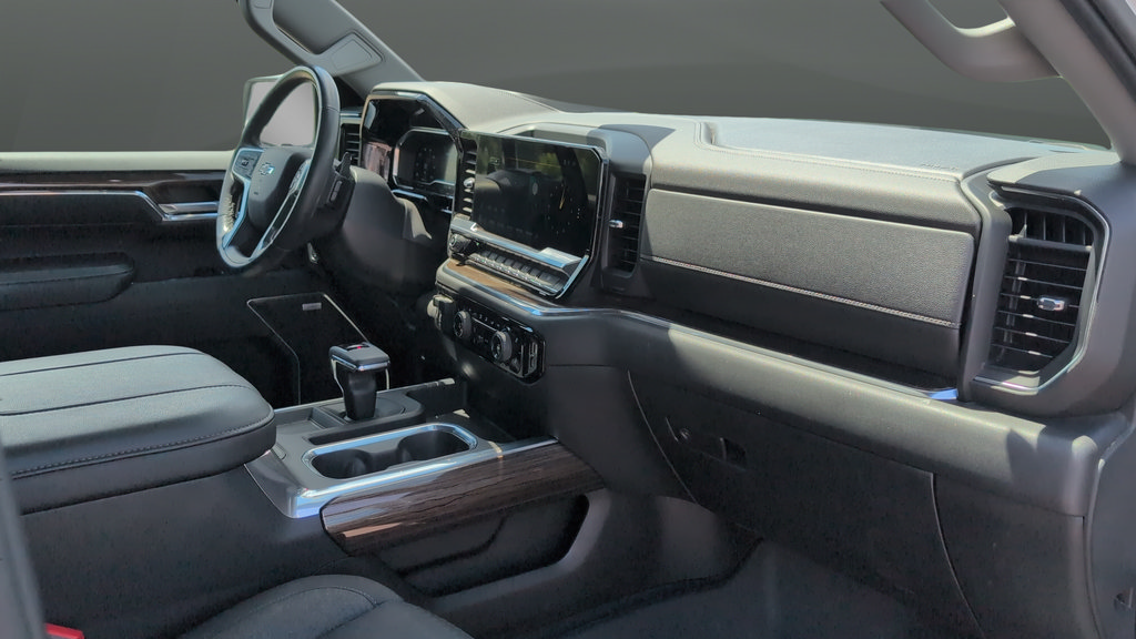Used 2023 Chevrolet Silverado 1500 RST AWD/4WD image 30
