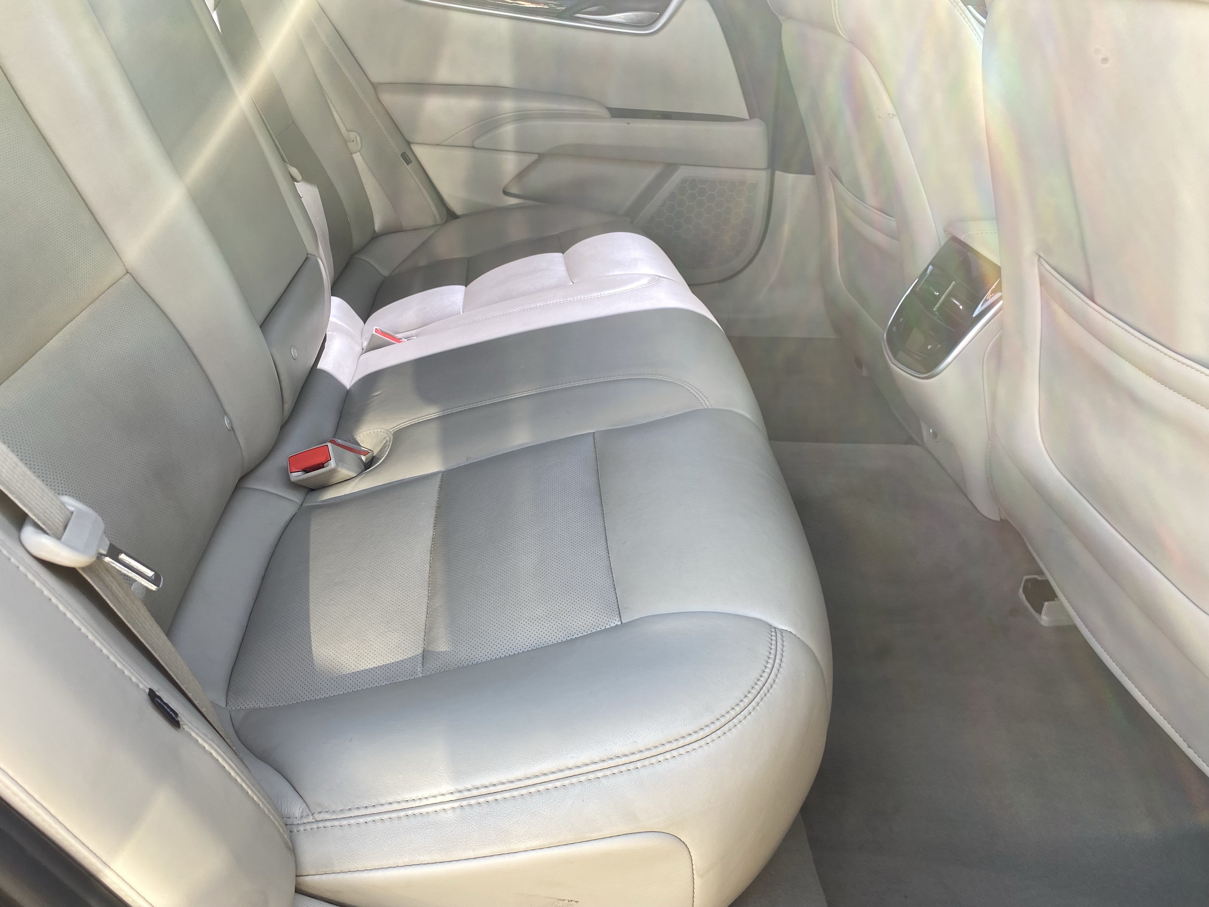 Used 2017 Cadillac XTS Luxury FWD image 8