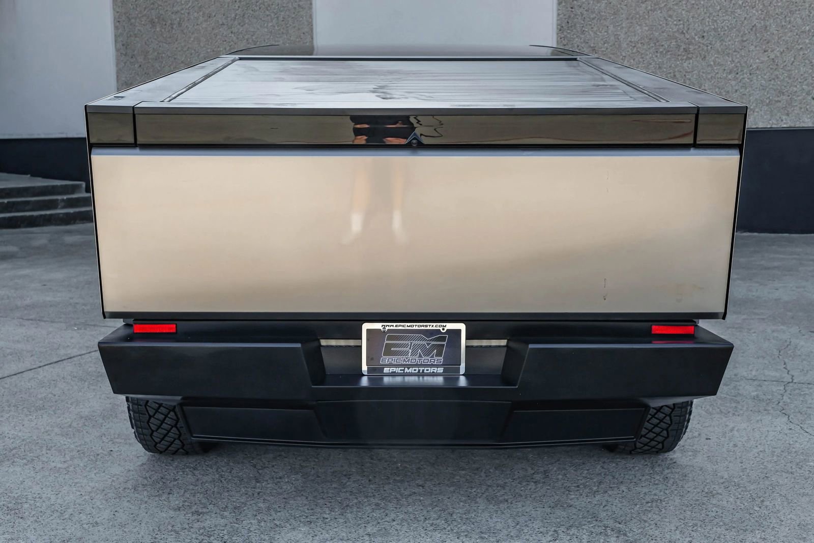 Used 2024 Tesla Cybertruck Cyberbeast AWD/4WD image 14