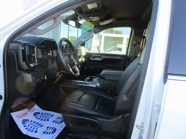 Certified 2024 Chevrolet Silverado 3500 LTZ w/ LTZ Convenience Package image 26