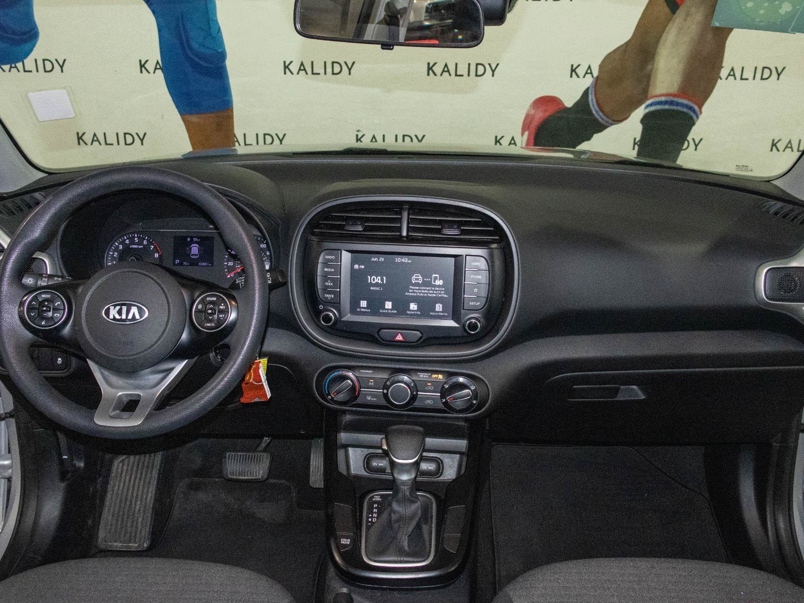 Used 2020 Kia Soul S FWD image 3