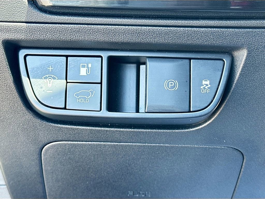 Certified 2023 Kia EV6 Wind w/ Wind Technology Package RWD image 10