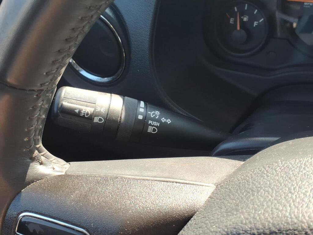 Used 2015 Jeep Patriot Latitude AWD/4WD image 20