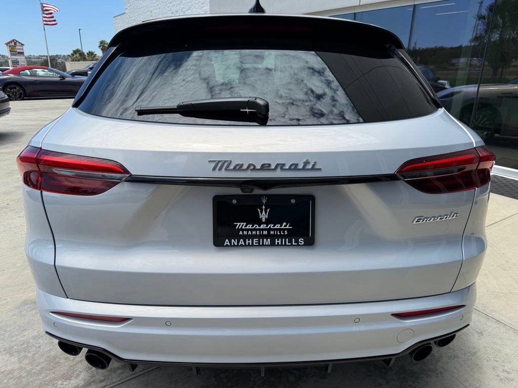 Used 2025 Maserati Grecale Modena AWD/4WD image 9