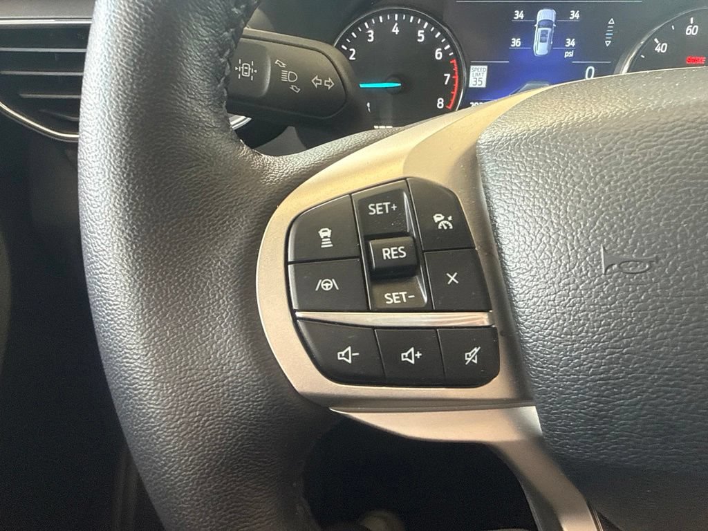 Used 2024 Ford Explorer Limited w/ Equipment Group 301A AWD/4WD image 19