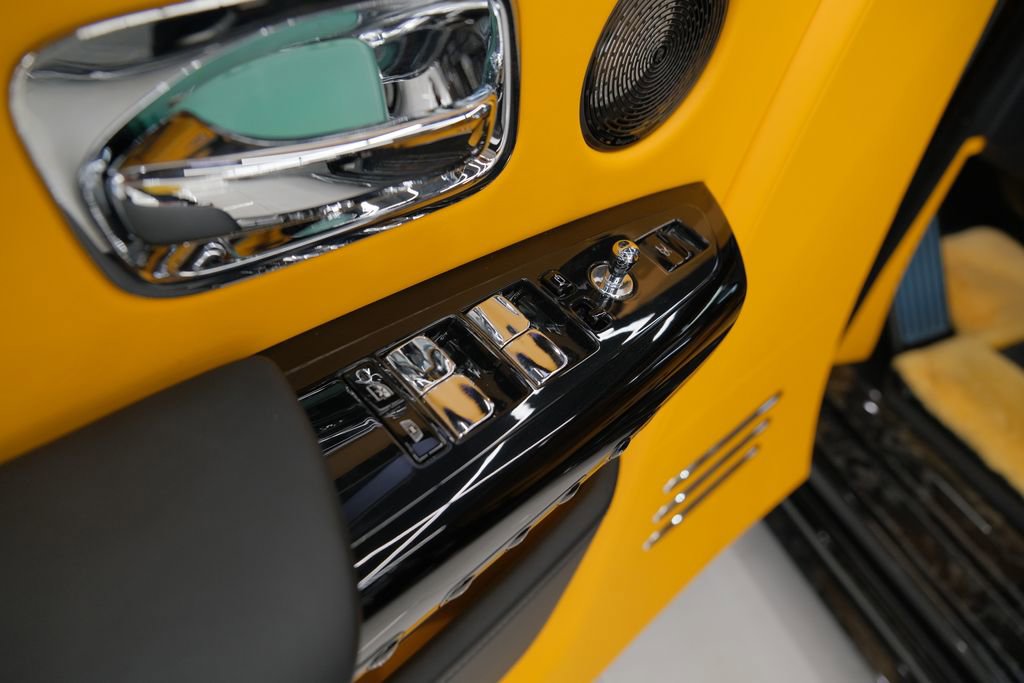 Used 2026 Rolls-Royce Phantom Sedan image 65