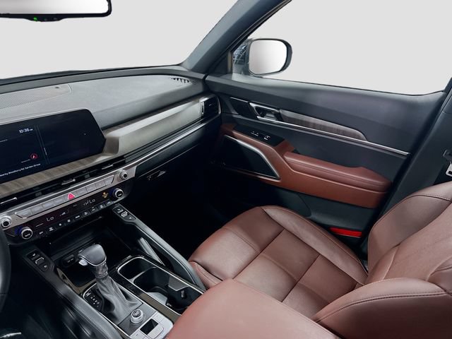 Certified 2023 Kia Telluride EX w/ EX Captain's Chair Package FWD image 24