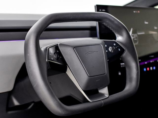 Used 2024 Tesla Cybertruck AWD Crew Cab image 16