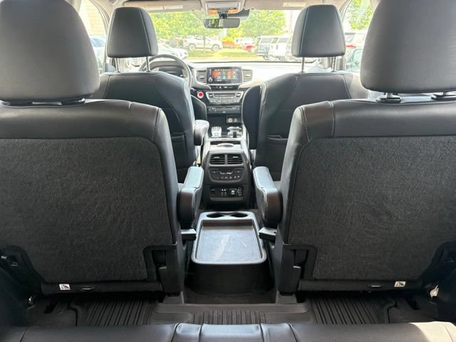 Used 2022 Honda Pilot Touring image 8
